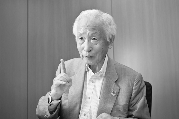 田中角栄に学ぶリーダーの4つの力国益を守る決断力を現在に生かす