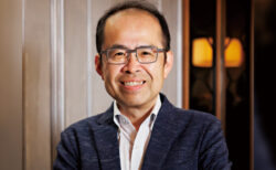 第38回 私と医療 ゲスト 林 基弘 東京⼥⼦医科⼤学 脳神経外科学分野 教授 定位放射線治療部門長