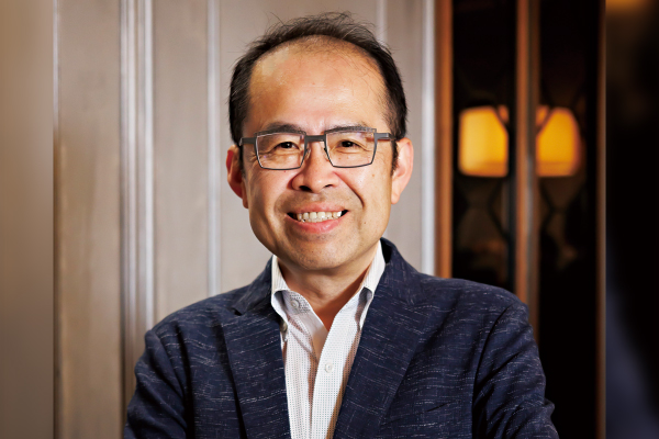 第38回 私と医療 ゲスト 林 基弘 東京⼥⼦医科⼤学 脳神経外科学分野 教授 定位放射線治療部門長