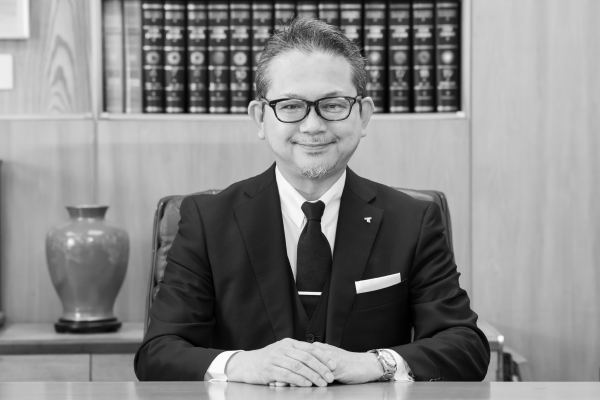 「先駆ける医学部」で「良医」を育成〜「科学とヒューマニズムの融和」で次の50年へ~